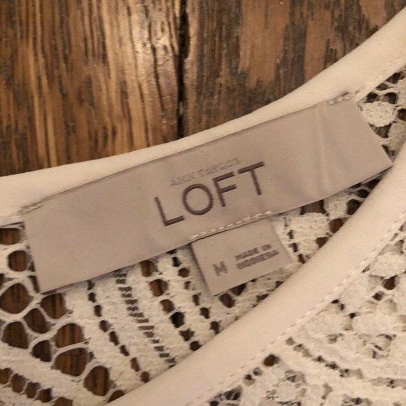 Loft lace medallion top - Picture 5 of 6